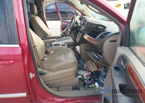 2014 Chrysler Town & Country Touring from USA, damaged, VIN 2C4RC1BG7ER280480